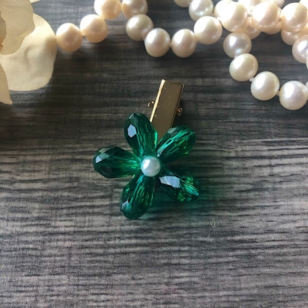 NEW Glass Crystal Flower Hair Clip